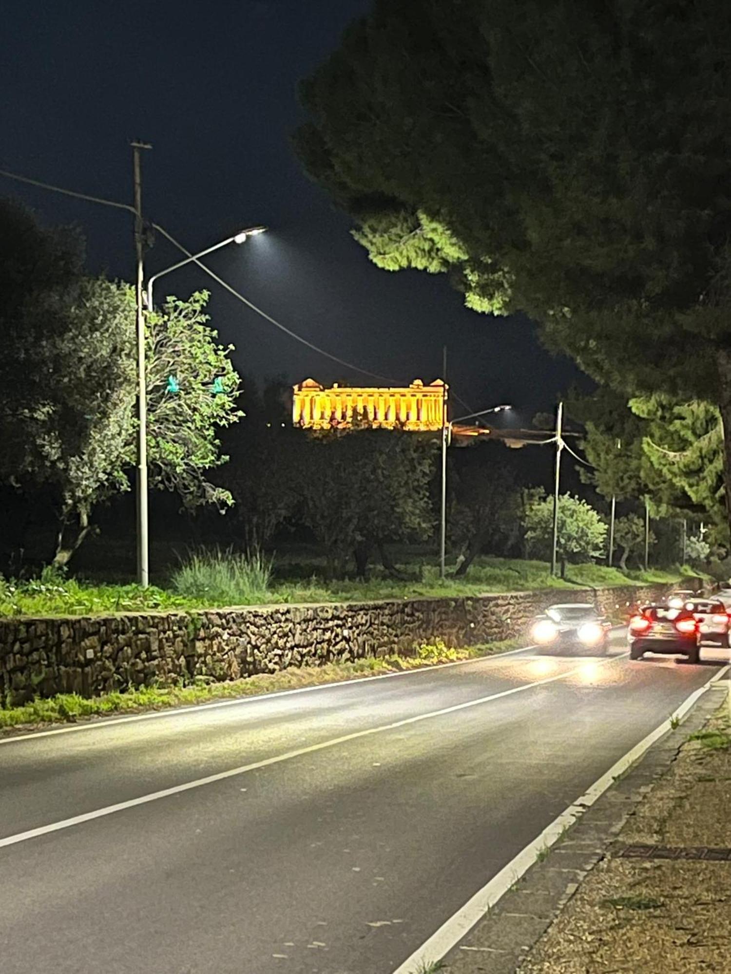Falaride Suite Agrigento Discesa Sulla Valle Di Oro Extérieur photo